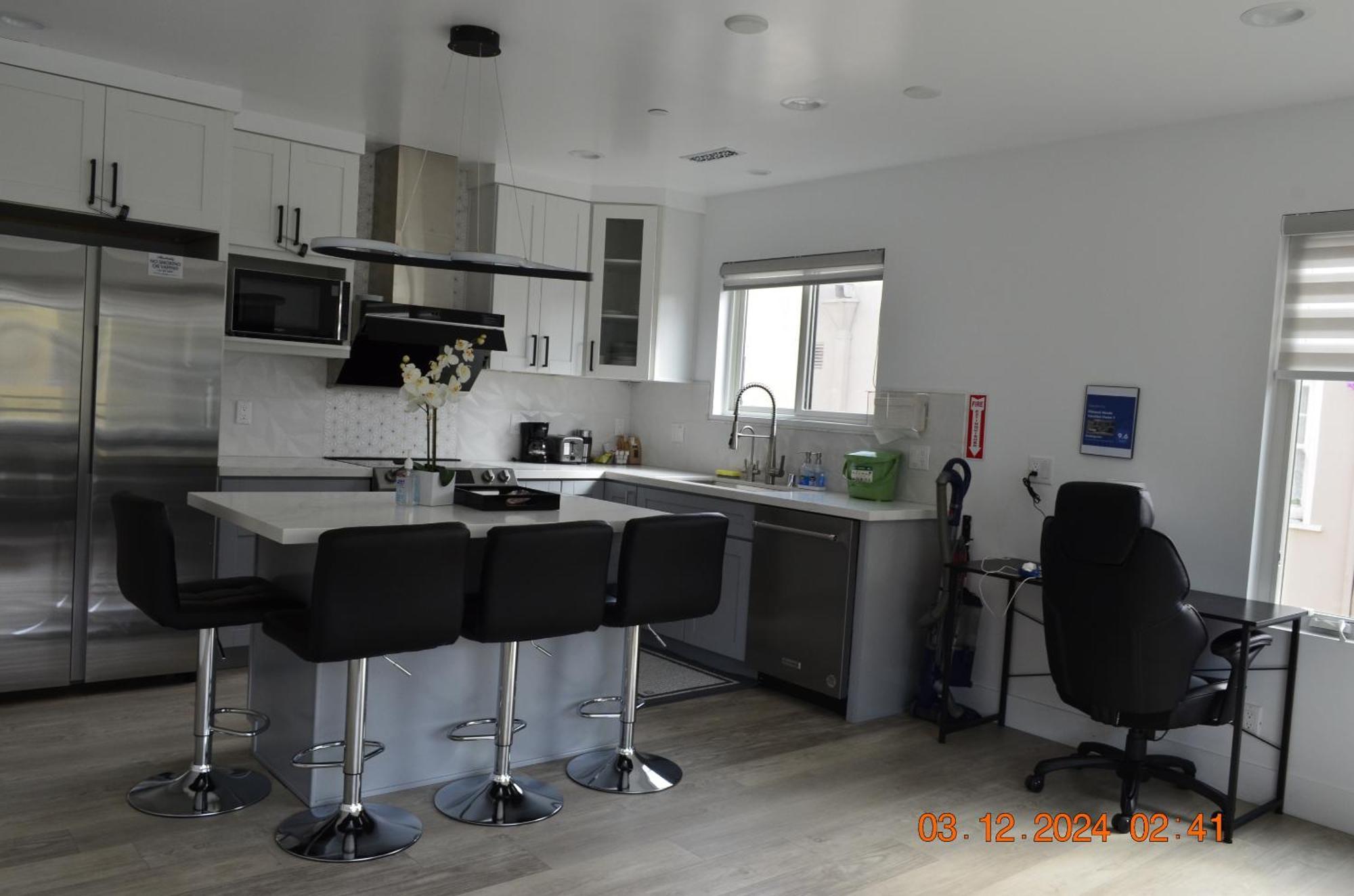 Dimond Abode Vacation Home #1 Oakland Dimond District Phòng bức ảnh